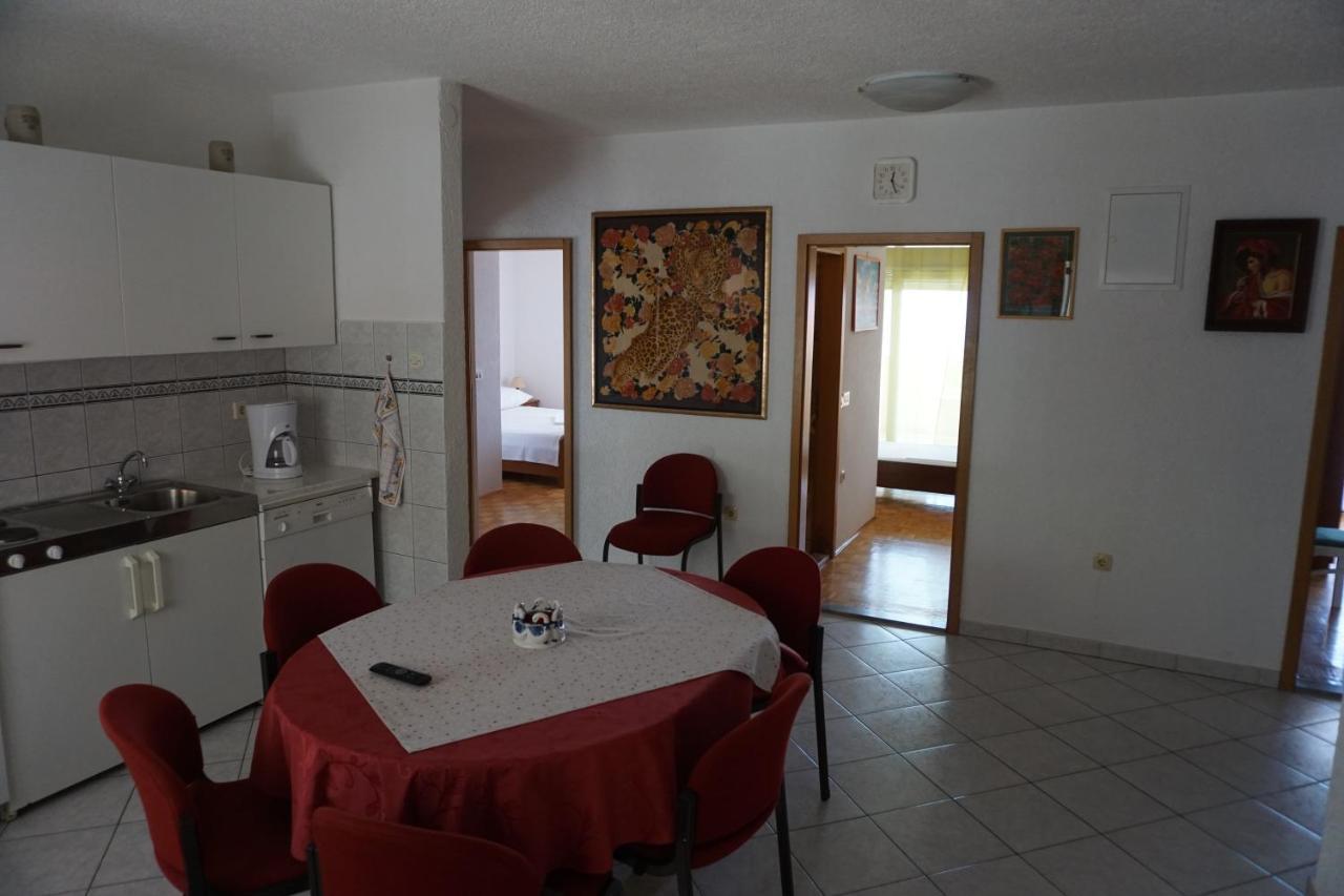 Spacious Comfort Apartment Duce Exterior photo