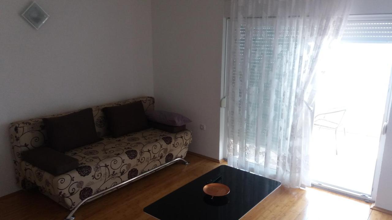 Spacious Comfort Apartment Duce Exterior photo