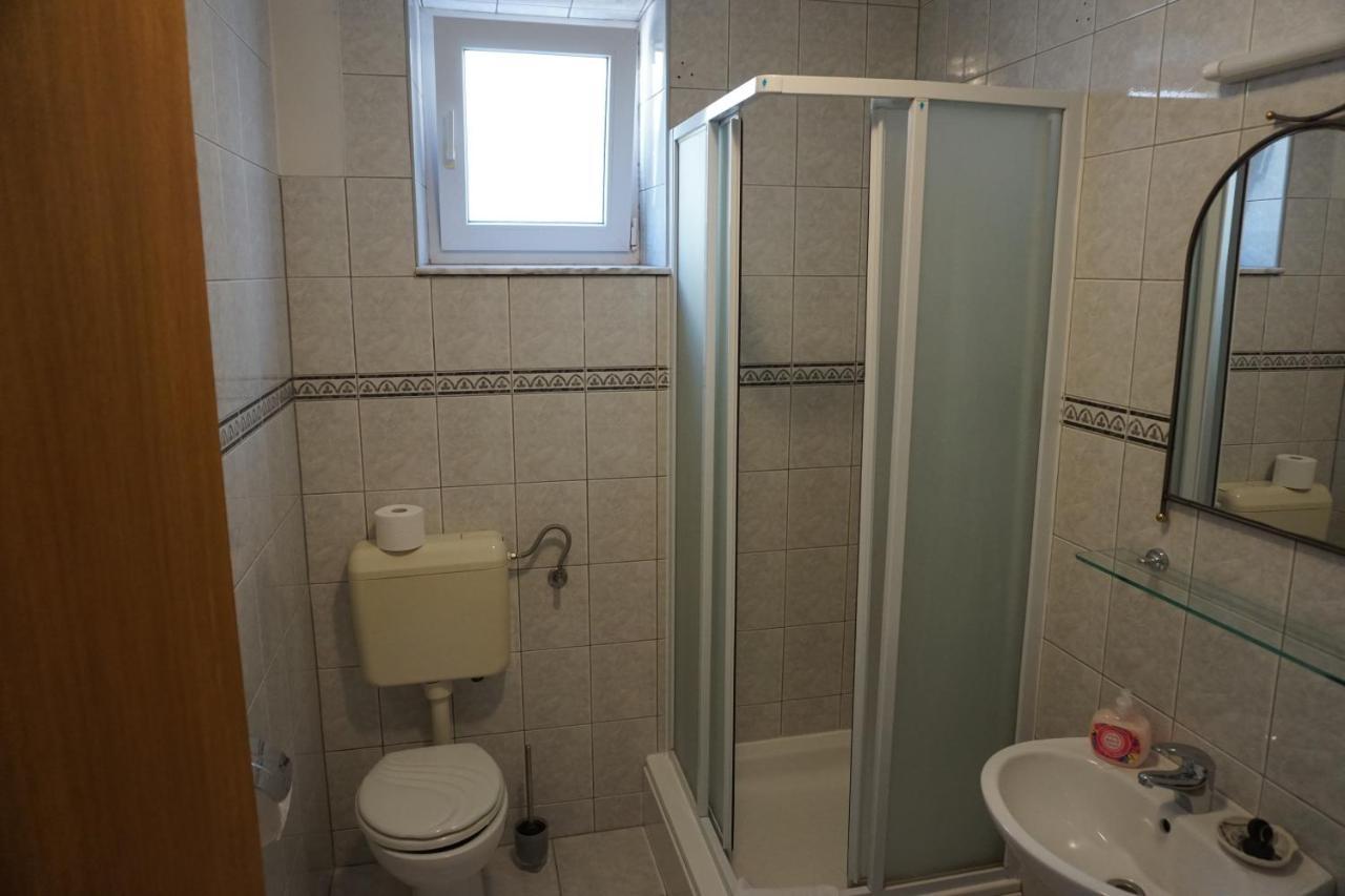 Spacious Comfort Apartment Duce Exterior photo